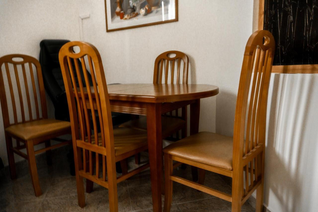 City Center Two Private Bedrooms Near Scanderbeg Square On Shared Apartment Tirana Buitenkant foto