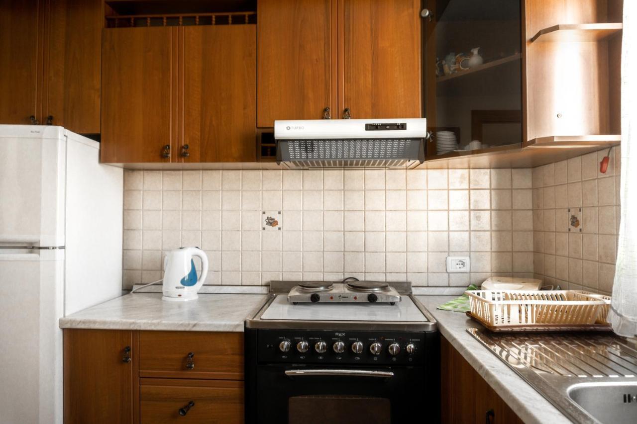 City Center Two Private Bedrooms Near Scanderbeg Square On Shared Apartment Tirana Buitenkant foto