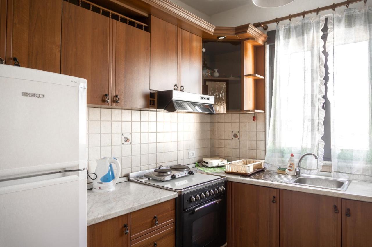 City Center Two Private Bedrooms Near Scanderbeg Square On Shared Apartment Tirana Buitenkant foto